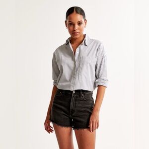 A & F High Rise 90s Cutoff Short - Size 33